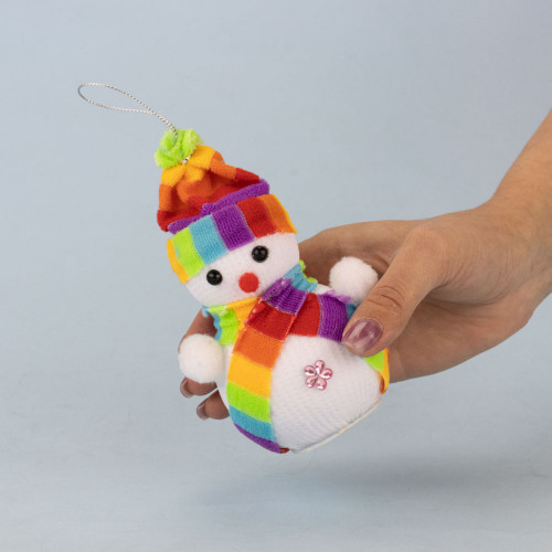 Декор новорічний Сніговик 14см в шапочці райдужній