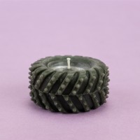 Декоративная свеча фигурная Колесо 13024 (серая)