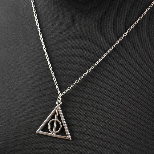 Кулон ГП Дары смерти на цепочке