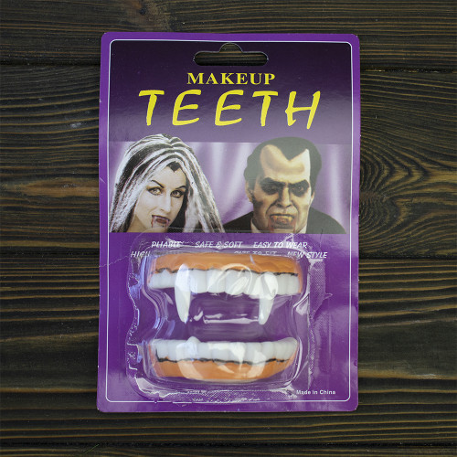 Зуби Вампіра гумові подвійні