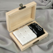 Камені для віскі Stones у дерев'яній скриньці (білі)