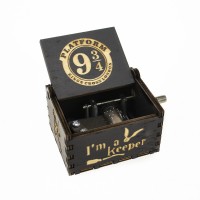 Музична скринька вінтажна Гаррі Поттер 9 та 3/4 (чорна)