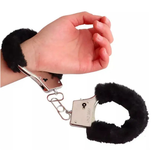 Наручники меховые без коробки (черные)
