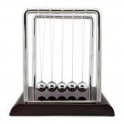 Кулі Ньютона квадрат маленький