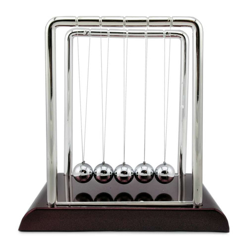 Кулі Ньютона квадрат маленький